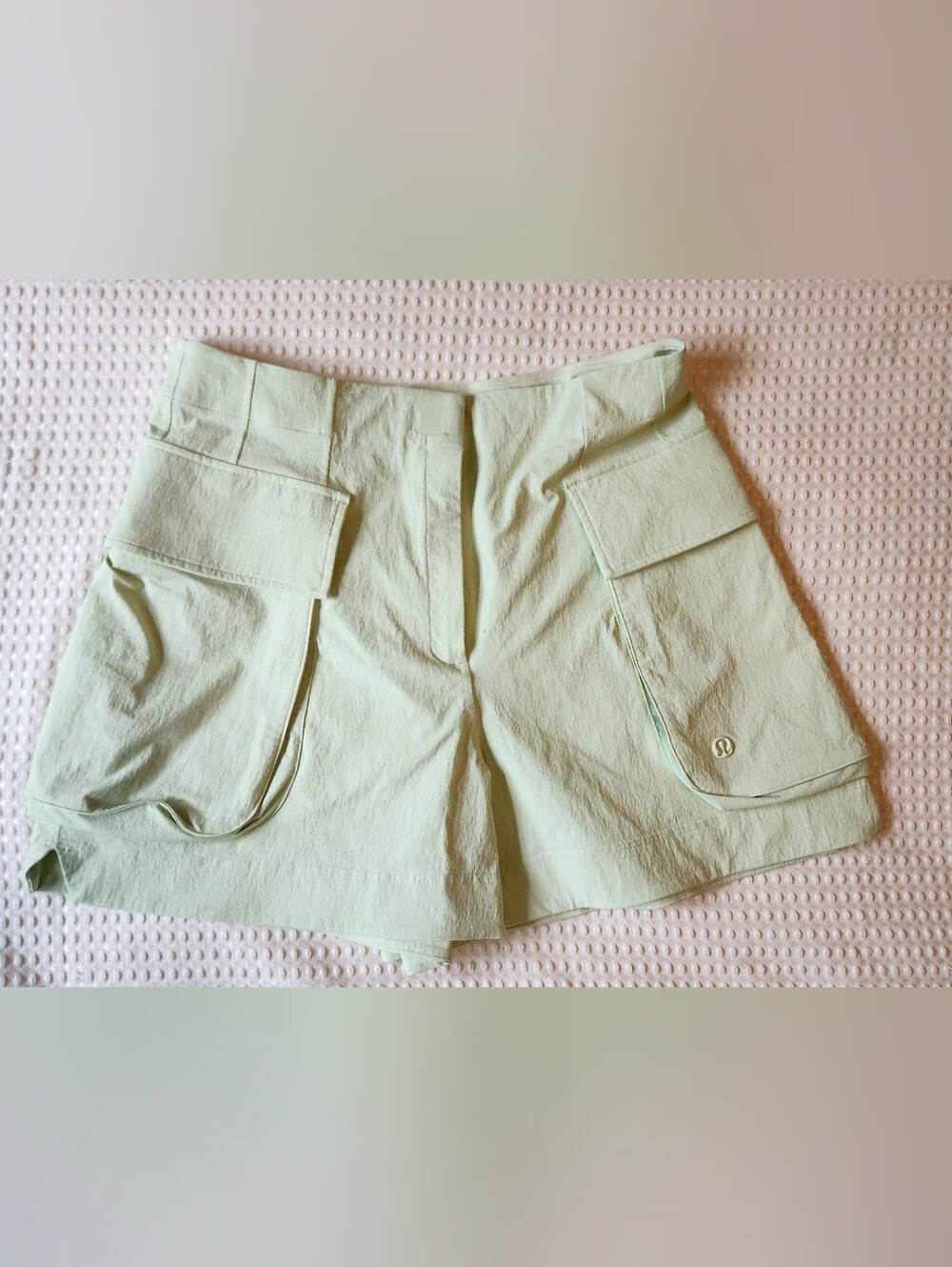 Women's Lululemon Nylon Blend Shorts Size 8